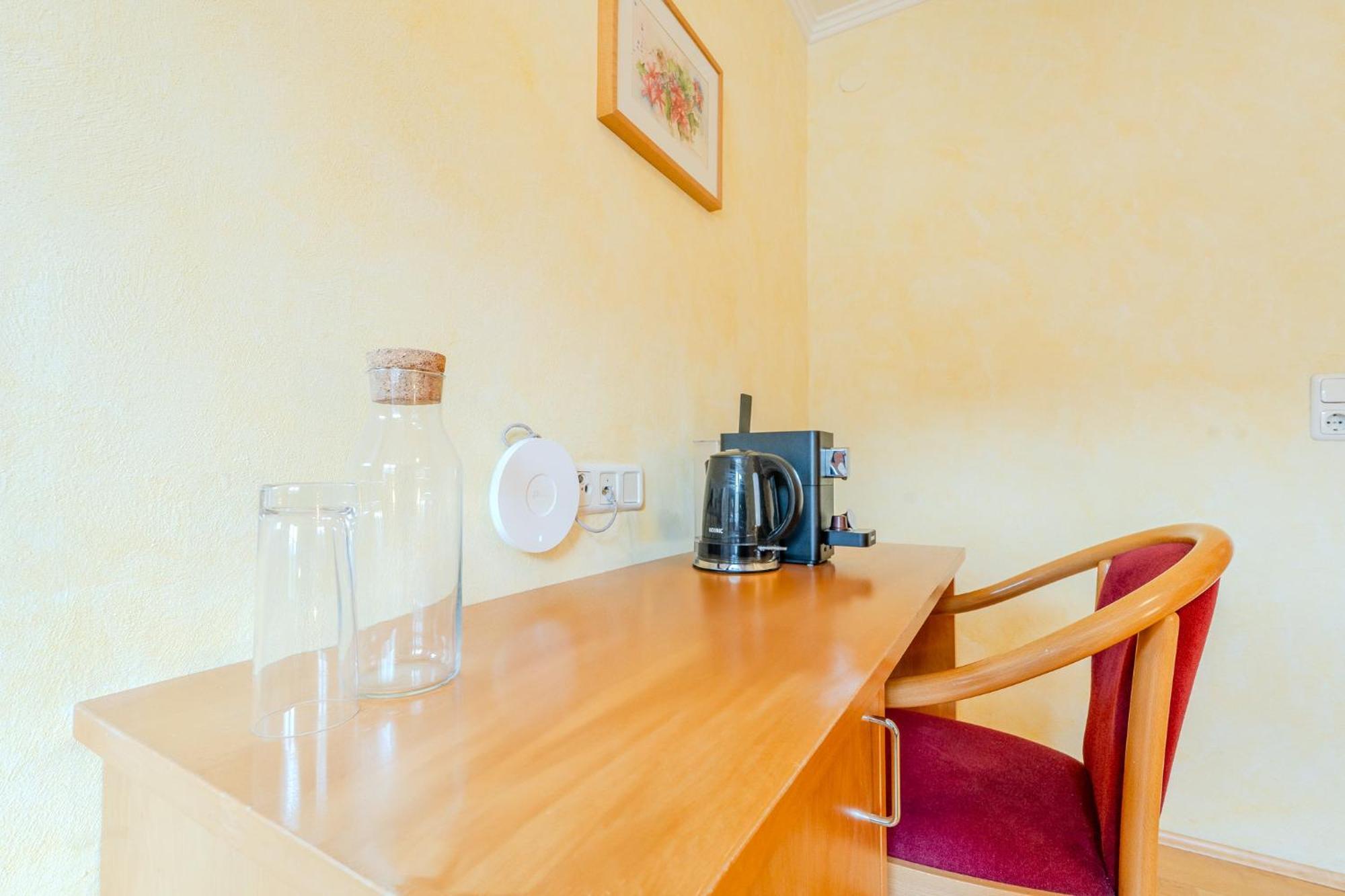 Whats-App Self-Check-In - Villa Maria Theresia Bad Goisern Room photo